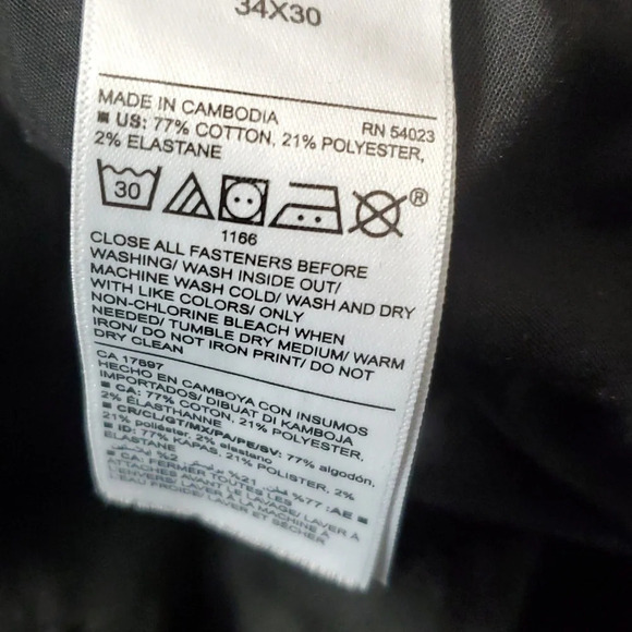 Old Navy Skinny Black Never Fade Jeans - Picture 7 of 7